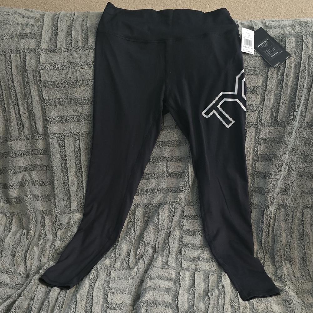 TYR Black Women's Leggings